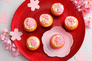 21日(祝)も営業、お花見でのご予約が増えています。