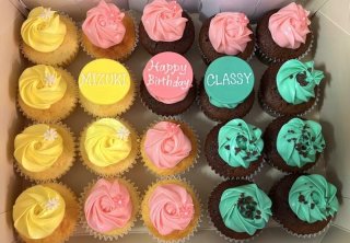 山本美月様お誕生日おめでとうございます！　お誕生日のお祝いカップケーキを CLASSY.編集部様よりご依頼いただきました
