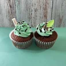 画像2: 【店舗限定】サマーミントカップケーキ（2個セット｜7月・8月限定｜店頭販売・ご予約） (2)