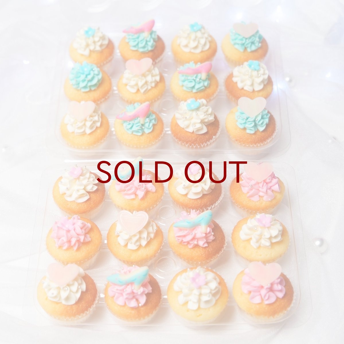 画像5: 【冷凍便送料無料】ミニガーリーカップケーキボックス（ピンク＆ブルー｜24個） (5)